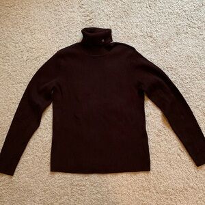 Beautiful Lauren Ralph Lauren brown, ribbed turtleneck, size Large.